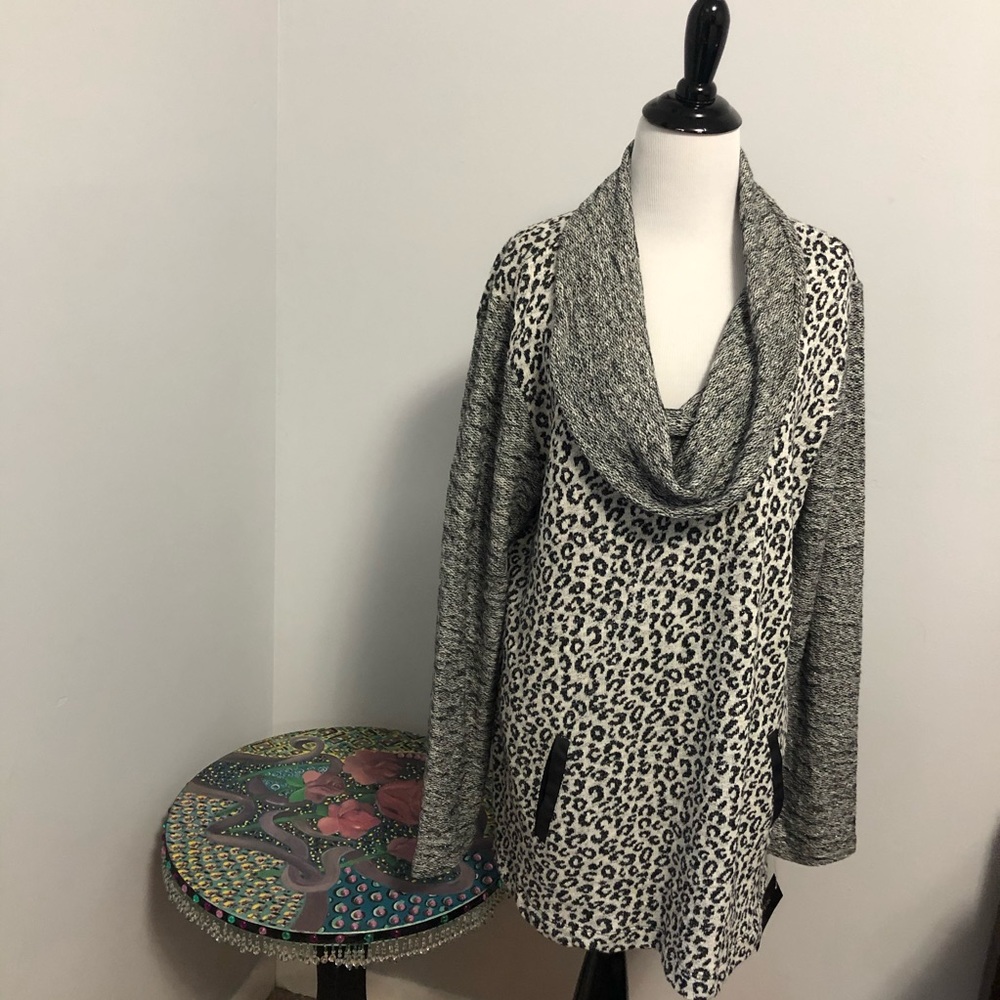 Style and Company Cowell neck shirt